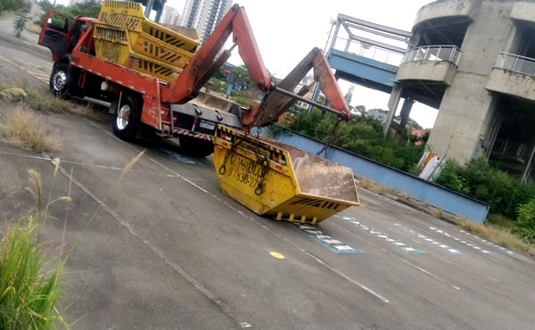 foto aluguel de açamba de entulho em guarulhos 5